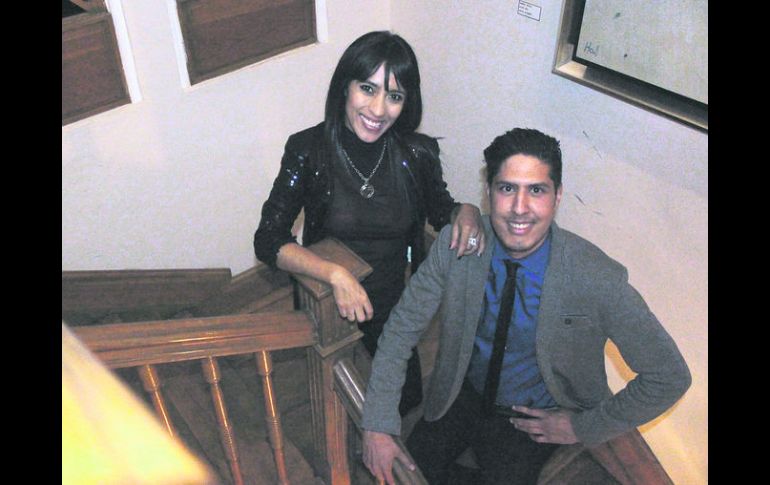 Creadores. Diana Flores y Josué Félix en el restaurante La Libertad 1705, donde presentaron su 'corto'. EL INFORMADOR / F. Rodríguez