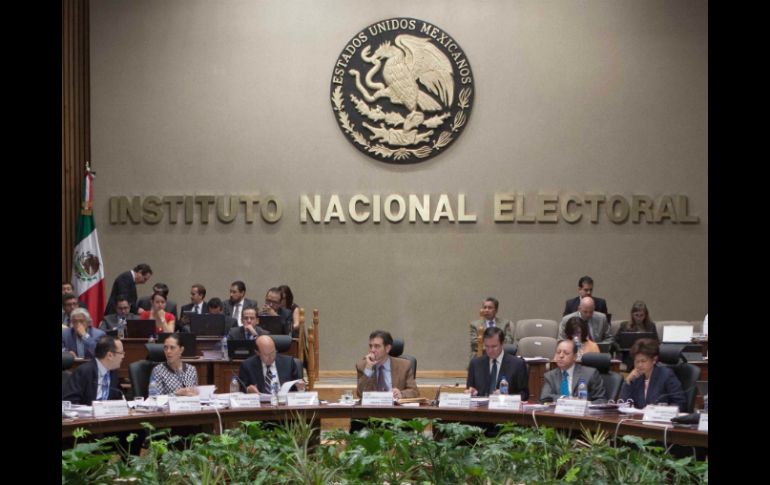 También se dará a conocer el catálogo de estaciones de radio y canales de tv que participaran en la cobertura del proceso electoral. SUN / ARCHIVO