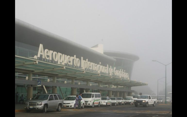 lgunos vuelos, tanto de llegadas como de salidas de la terminal aérea, registran retrasos por niebla. EL INFORMADOR / ARCHIVO