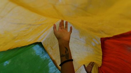 Las personas transexuales viven al margen de la sociedad india, tradicionalmente conservadora. AFP / ARCHIVO