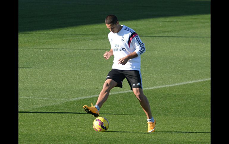 Hernández encontró acomodo por una temporada en el Real Madrid, que ve complicada su compra. MEXSPORT / ARCHIVO