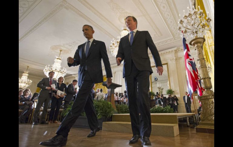 Barack Obama y David Cameron aseguraron que realizarán un esfuerzo conjunto para luchar contra el terrorismo internacional. AFP / M. Ngan