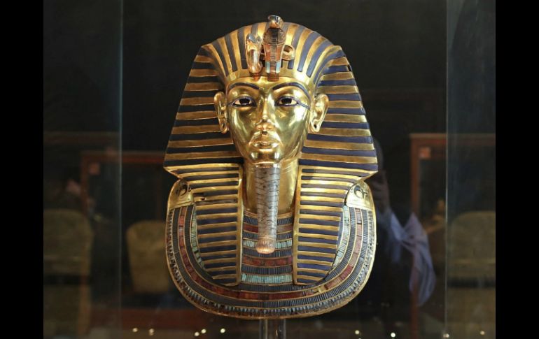 La máscara de Tutankamón posee más de tres mil 300 años de antigüedad. EFE / K. Elfiqi