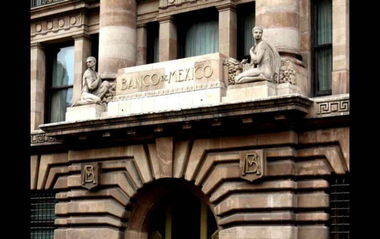 Banxico decidió mantener en tres por ciento el objetivo para la tasa de interés interbancaria a un día. NTX / ARCHIVO