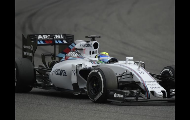 Felipe Massa superó a Marcus Ericsson y Lewis Hamilton. AP / M. Fernández
