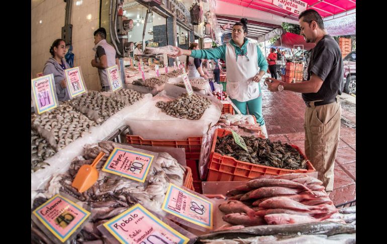 En temporada de cuaresma la venta de pescados y mariscos aumenta. EL INFORMADOR / ARCHIVO