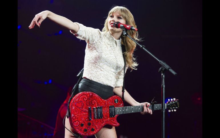 Con su disco 'Red', Taylor Swift encontró la fórmula del éxito masivo. AP / ARCHIVO