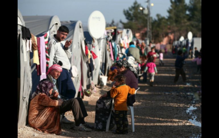 La agencia de la ONU necesita 8.2 millones por mes para ayudar a los desplazados sirios a los que les brinda asilo el país vecino. AP / ARCHIVO