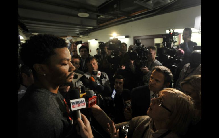 Derrick Rose habló con los medios de comunicación sobre su estado de salud. AP / P. Beaty