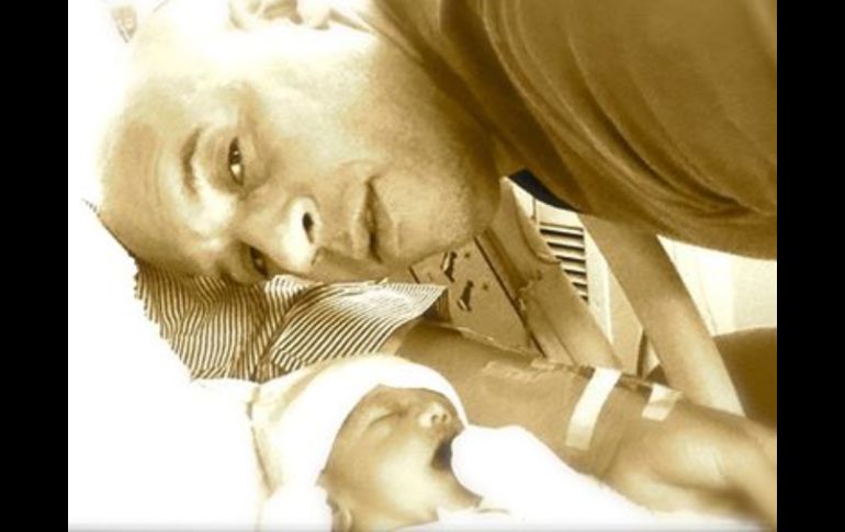 Hasta ahora se desconocen detalles respecto a si el bebé es niño o niña. FACEBOOK / Vin Diesel