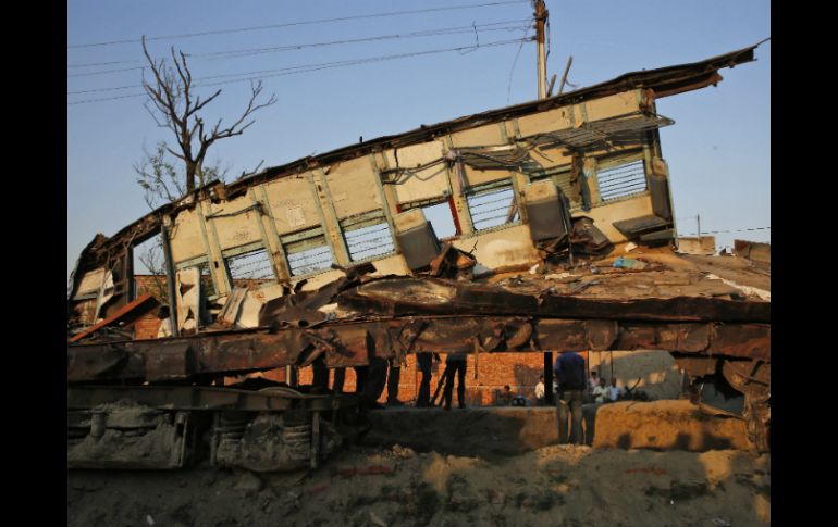 La mayoría de los siniestros ferroviarios en India se atribuyen al pobre mantenimiento y el error humano. AP / R. Kumar