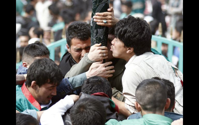 Los festivales del Año Nuevo persa estuvieron prohibidos durante el régimen talibán. EFE / H. Amid