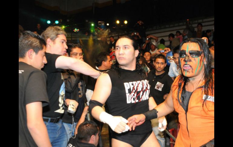 El deceso del luchador llega en un muy mal momento para los Aguayo, indica Rey Misterio. SUN / ARCHIVO