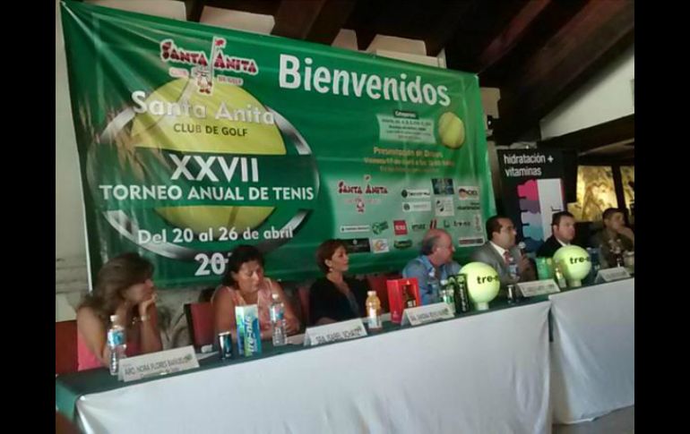 En conferencia de prensa, autoridades de la Asociación de Tenis de Jalisco resaltaron las virtudes del torneo. EL INFORMADOR / A. Rodríguez