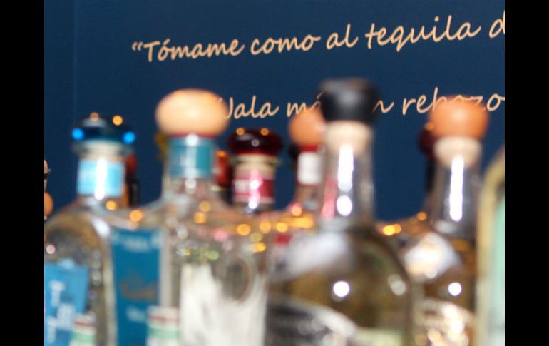 El tequila 100 por ciento de agave es apreciado y demandado por consumidores de 47 países. EL INFORMADOR / ARCHIVO