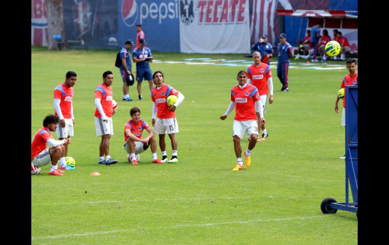 En la imagen, jugadores de las Chivas durante uno de los entrenamientos previo al partido. EL INFORMADOR / P. Franco