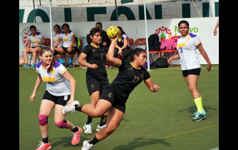 El equipo femenil de balonmano de Jalisco en las Olimpiadas Nacionales 2015. ESPECIAL / CODE