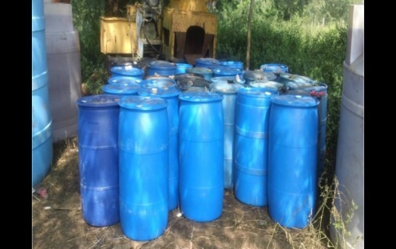 Confiscan 10 contenedores para almacenar hasta seis mil litros de hidrocarburos. EL INFORMADOR / ARCHIVO