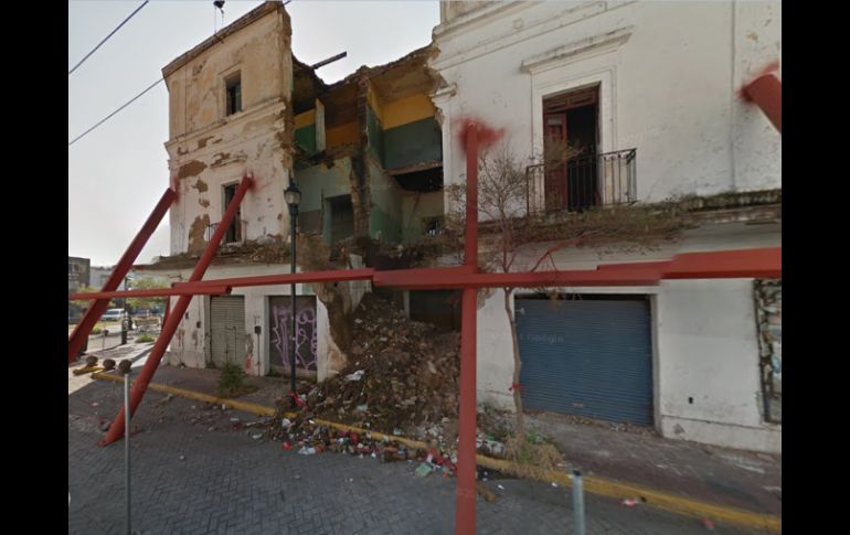 La finca está ubicada en el cruce de las calles Independencia y Dr. Baeza Alzaga. ESPECIAL / Google Maps