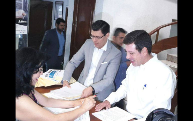 El presidente del PRI Guadalajara acusa violaciones en materia de fiscalización y al principio de equidad. FACEBOOK / Miguel Castro Reynoso