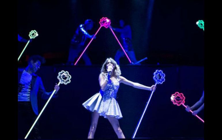 Magnífica noche la que se vivió con la gira de 'Violetta Live International: Tour Despedida' en el Auditorio Telmex. TWITTER / @Violetta_Disney