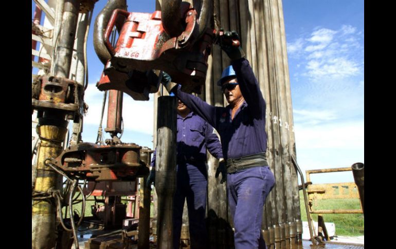 Se espera una gran cantidad de empleos debido a la reforma energética y la creación de la carrera pofesional de ingenería petrolera. EL INFORMADOR / ARCHIVO
