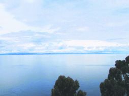 Al paso. Un día cualquiera  en el Lago Titicaca. EL INFORMADOR / P. Fernández