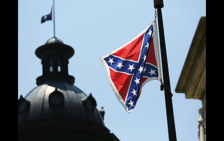 Para muchos habitantes de Carolina del Sur, la bandera aún representa una noble tradición de herencia y deber. AFP / J. Raedle