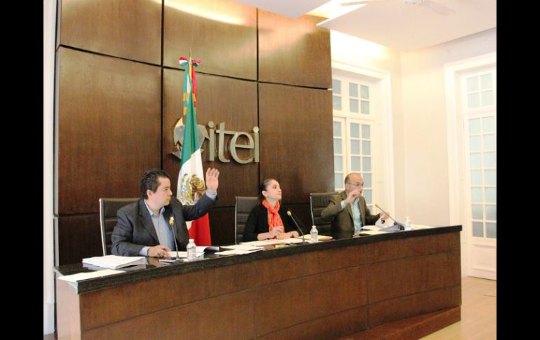 Durante la sesión del Consejo, fueron aprobados 16 recursos de revisión. ESPECIAL / Itei