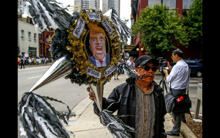 Las declaraciones polémicas de Trump han movilizado a hispanos en Estados Unidos, empresarios y gobiernos latinoamericanos. EFE / T. Maury