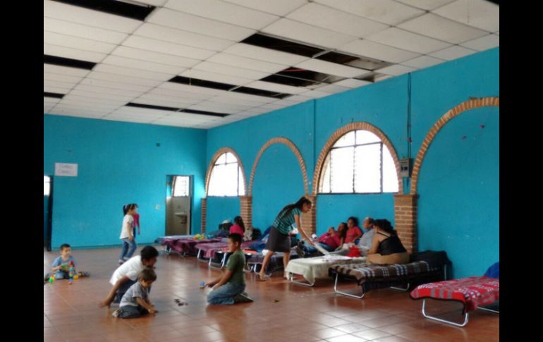 El jefe de Protección Civil de DIF Jalisco, indica que 20 adultos y 17 menores se encuentran en el albergue de San Marcos. ESPECIAL / DIF Jalisco
