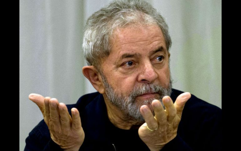 La investigación señala que, tras concluir su cargo, Lula ayudó a Odebrecht a obtener contratos e inflar costos de los proyectos. AFP / ARCHIVO