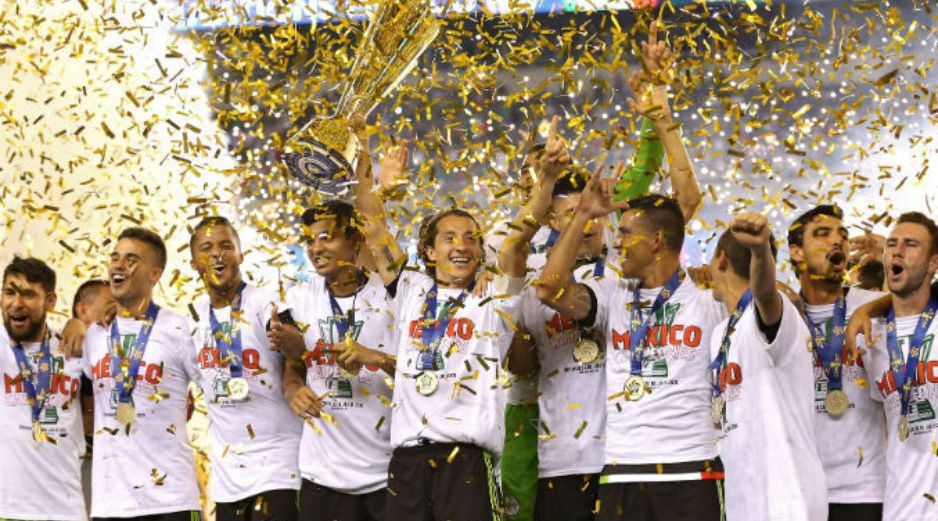 Para muchos la Selección mexicana fue favorecida por varios fallos arbitrales. AFP / ARCHIVO