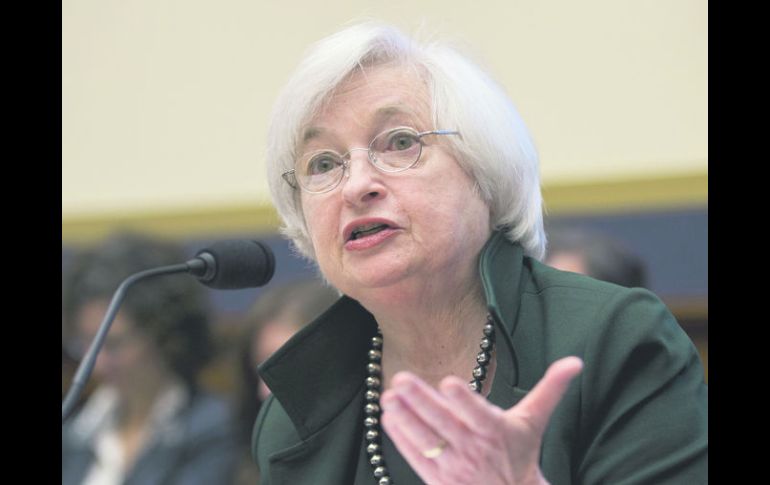 Decisión. La presidenta de la Fed, Janet Yellen, no descarta subir las tasas de interés antes de que termine 2015. AP /