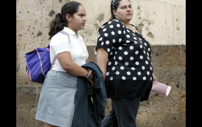 La obesidad afecta la seguridad de la persona, sobre todo, en etapas de la vida como la adolescencia. EL INFORMADOR / ARCHIVO