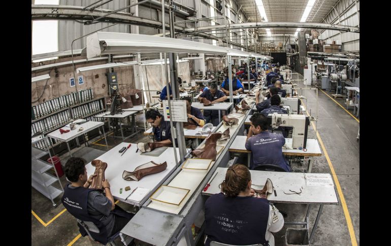 La manufactura reporta un crecimiento de 2.4 por ciento en contraste con el 3.7 por ciento reportado en el primer trimestre del año. EL INFORMADOR / ARCHIVO