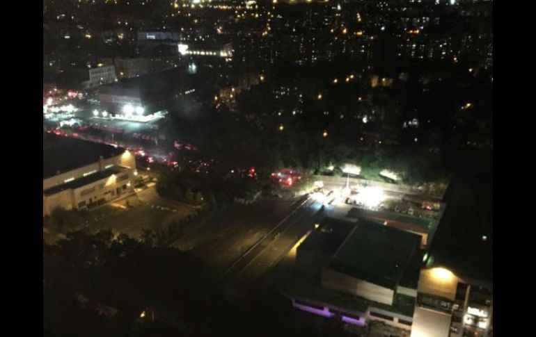 La explosión, cuya causa todavía se desconoce, tuvo lugar alrededor de las 20:10 hora local. TWITTER / @DJMikeAllan