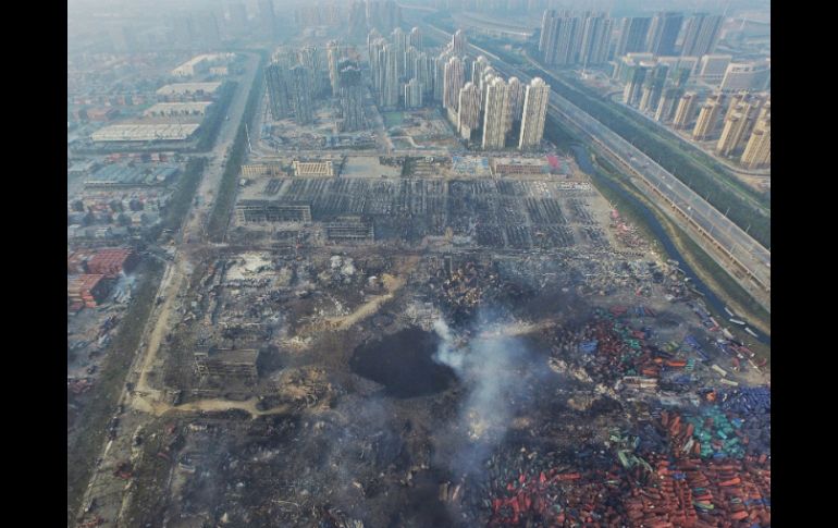 El 12 de agosto pasado se registró un incendio en una terminal de contenedores del puerto de Tianjin. EFE / ARCHIVO
