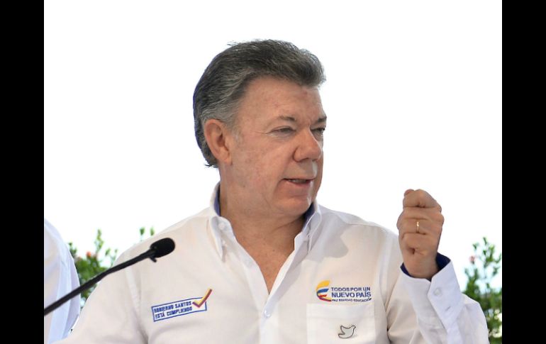 Aseguran que Juan Manuel Santos tratará de hablar con Nicolás Maduro para poder arreglar esta situación. EFE / ARCHIVO