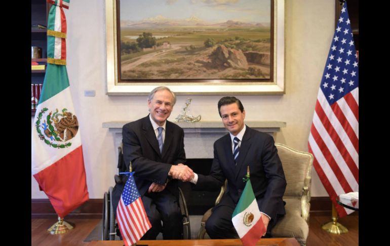 El gobernador Greg Abbott, aseguró que tiene las ''aspiraciones más altas'' para relacionarse y colaborar con México. FACEBOOK / Presidencia de la República