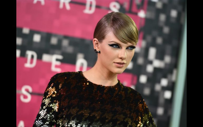 Un miembro de seguridad del equipo de Swift acusó a Mueller de tocar de manera “inapropiada” a la cantante. AP / ARCHIVO