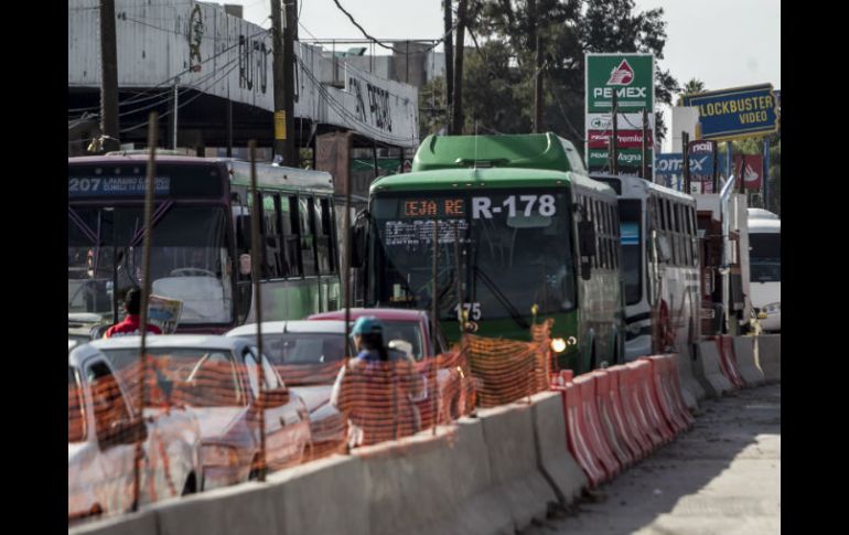Urge efectuar el reordenamiento de rutas del transporte público en la metrópoli. EL INFORMADOR / ARCHIVO