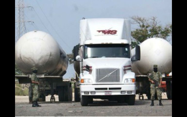 La unidad donde se transportaba el petróleo quedó a disposición del Agente del Ministerio Público de la Federación. EL INFORMADOR / ARCHIVO