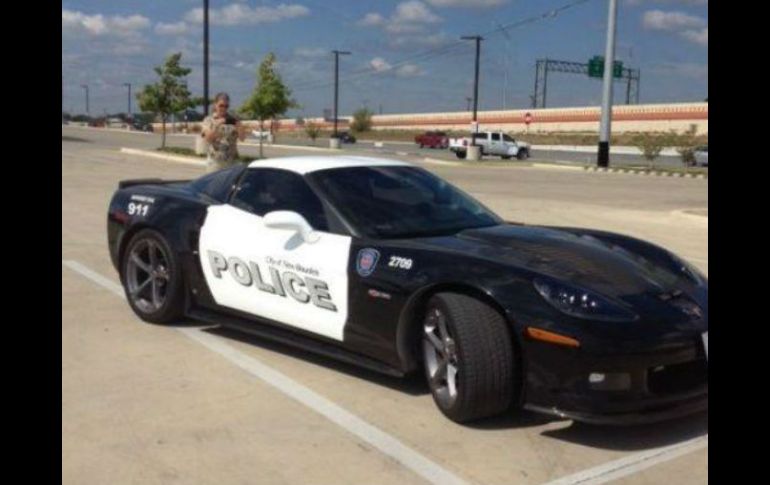 El Corvette fue donado por las autoridades federales en 2013 al Departamento de Policía de New Branfels, Texas. TWITTER / @KHOU