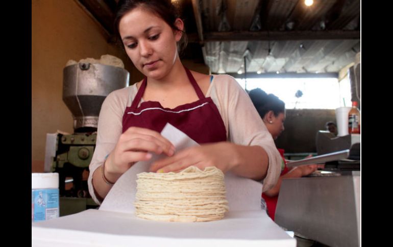 La tortilla, que está muy presente en la comida mexicana, cuenta con altos niveles de vitaminas y minerales. EL INFORMADOR / ARCHIVO