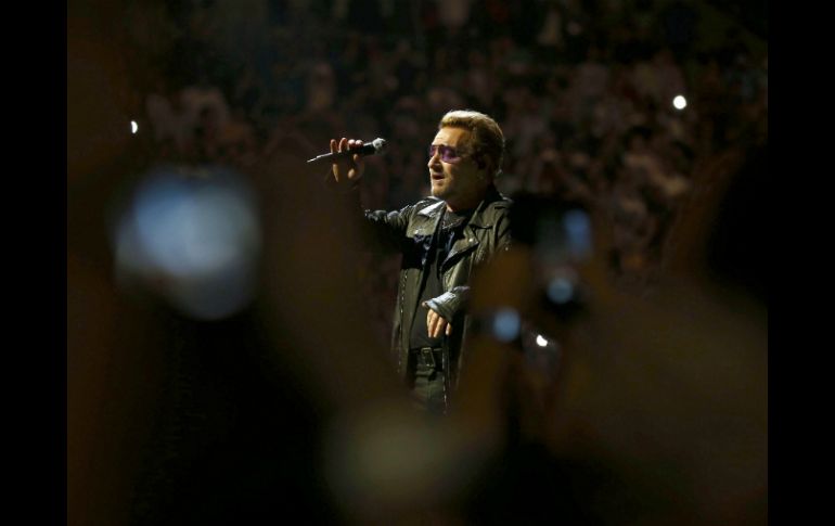 ''Nos gusta Barcelona, es una ciudad que ama el arte y los artistas'', afirmó Bono. EFE / T. Albir