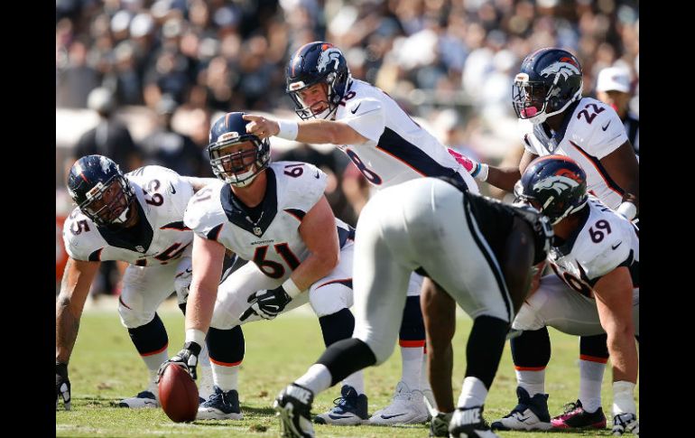 La defensiva de Broncos demostró porqué es la número uno de la NFL en esta temporada. AFP / E. Shaw