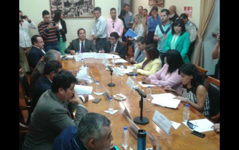 Imagen de la sesión de la Comisión de Hacienda. TWITTER / @LegislativoJal
