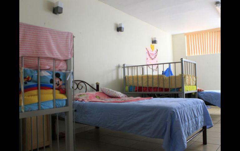 Los niños que duermen en lugares iluminados pueden padecer talla baja debido a la inhibición de la hormona del crecimiento. EL INFORMADOR / ARCHIVO