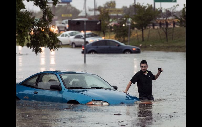 Se han registrado calles inundadas y pantanos desbordados. AP / R. González
